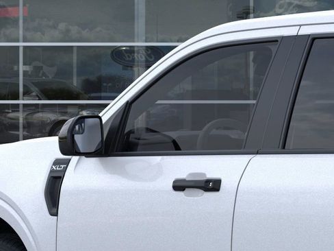 New 2025 Ford Maverick XLT image 21