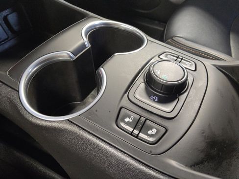 Used 2019 GMC Terrain SLT FWD image 26
