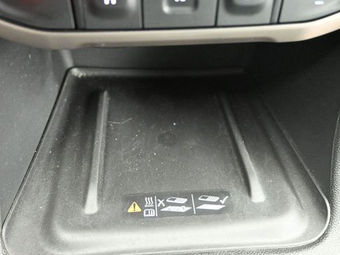 Used 2021 GMC Acadia Denali w/ Denali Ultimate Package image 36