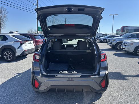 Used 2024 Subaru Crosstrek 2.0i Premium image 11