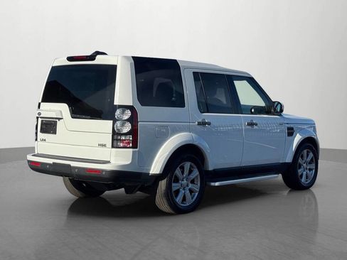 Used 2016 Land Rover LR4 HSE Silver Edition image 2