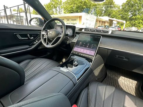 Used 2022 Mercedes-Benz S 580 4MATIC Sedan image 35