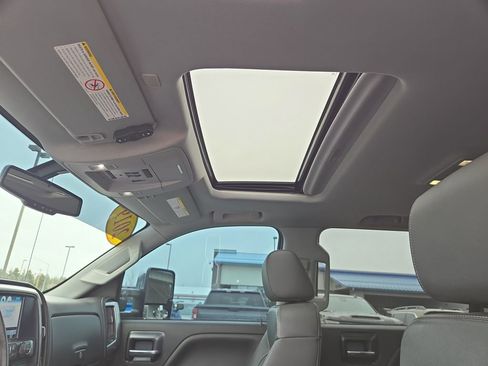 Used 2019 Chevrolet Silverado 3500 LTZ w/ LTZ Plus Package image 27