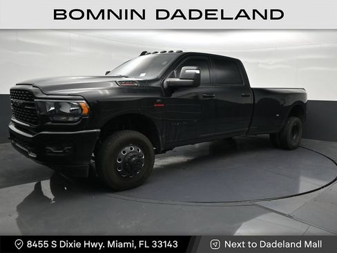 Used 2024 RAM 3500 Big Horn w/ Night Edition AWD/4WD image 1