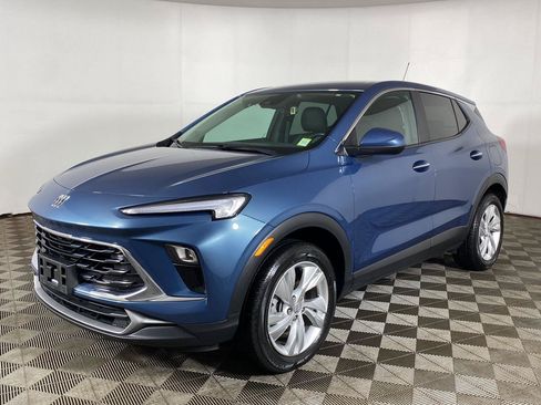 Used 2024 Buick Encore GX Preferred w/ Comfort Package AWD/4WD image 10