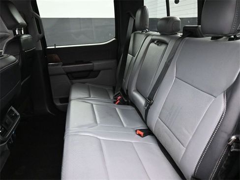 Used 2021 Ford F150 Lariat w/ FX4 Off-Road Package image 17