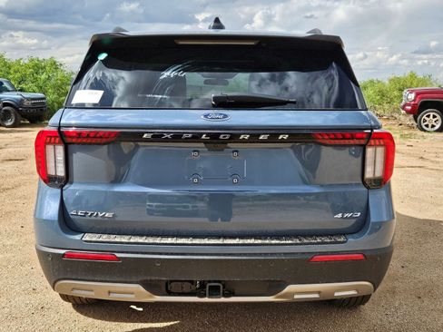 New 2026 Ford Explorer Active w/ Active Comfort Package AWD/4WD image 6