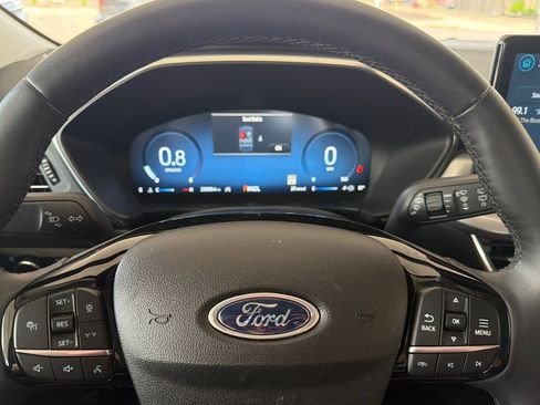 Used 2024 Ford Escape Platinum AWD/4WD image 26