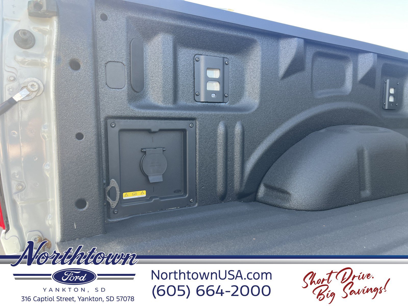 New 2026 Ford F150 Lariat w/ Equipment Group 502A High AWD/4WD image 14