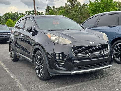 Used 2018 Kia Sportage EX w/ EX Sport Appearance Package FWD image 3
