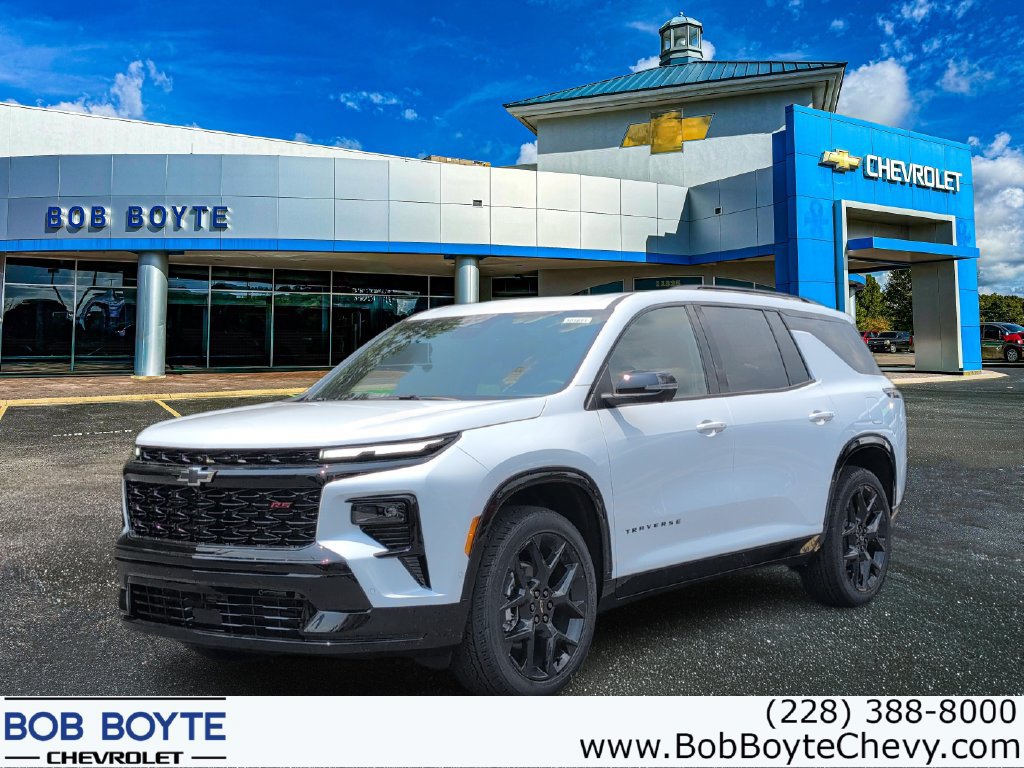 New 2026 Chevrolet Traverse RS w/ LPO, Floor Liner Package FWD image 1
