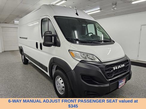 Used 2023 RAM ProMaster 2500 FWD image 3