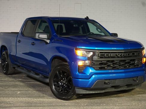 Used 2023 Chevrolet Silverado 1500 Custom w/ Rally Edition image 2