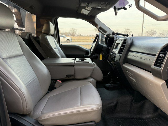 Used 2018 Ford F550 4x4 Regular Cab Super Duty image 9
