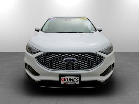 Used 2024 Ford Edge SEL image 4