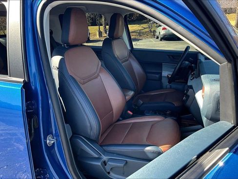 Used 2024 Ford Maverick Lariat image 7