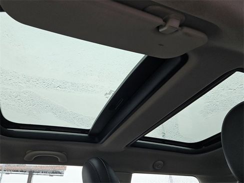 Used 2018 MINI Cooper S image 16