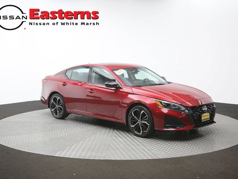 Used 2024 Nissan Altima 2.5 SR w/ SR Premium Package FWD image 48
