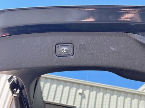 Used 2023 Ford Edge SEL w/ Convenience Package image 36