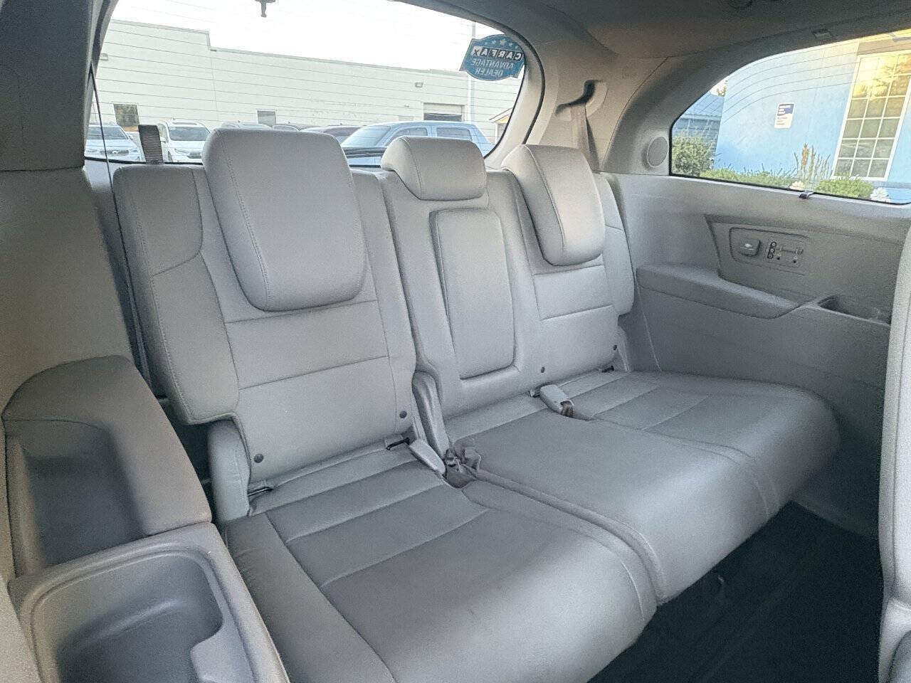 Used 2016 Honda Odyssey Touring Elite image 21