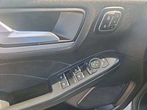 Used 2024 Ford Escape Platinum AWD/4WD image 19