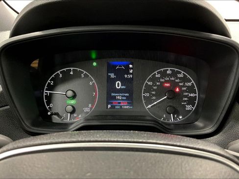 Used 2023 Toyota Corolla Cross SE image 25