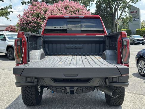 New 2025 GMC Sierra 2500 AT4X w/ AT4X AEV Edition image 12