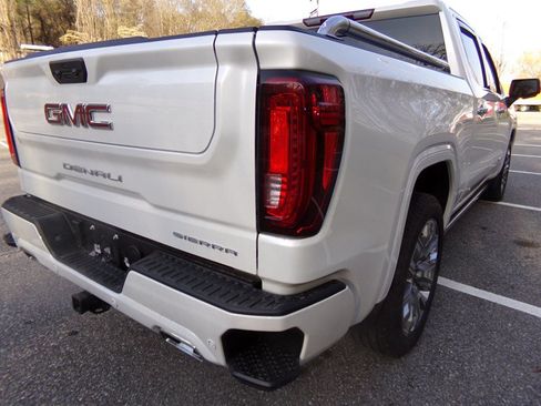 Used 2025 GMC Sierra 1500 Denali AWD/4WD image 7