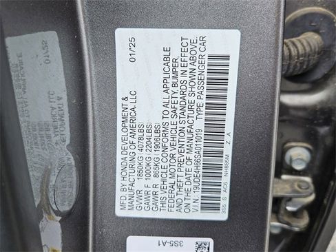 Certified 2025 Acura Integra A-Spec image 7