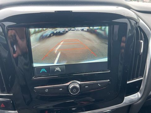 Used 2018 Chevrolet Traverse LS AWD/4WD image 11