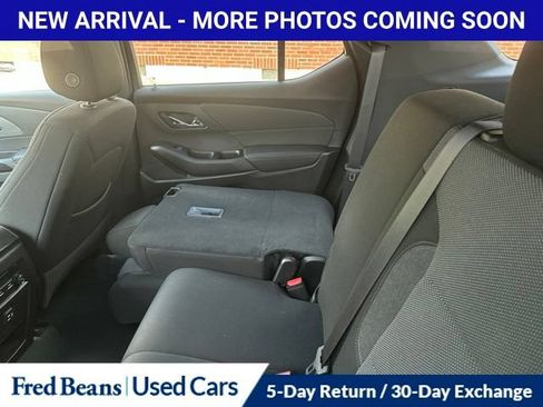 Used 2023 Chevrolet Traverse LT AWD/4WD image 6