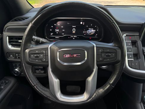 Used 2022 GMC Yukon XL SLT w/ SLT Premium Package AWD/4WD image 65