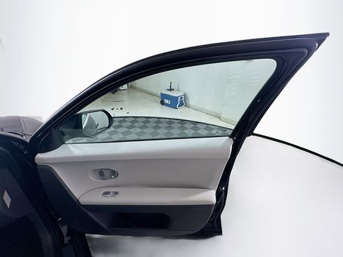 Used 2024 Hyundai Ioniq 5 SEL RWD image 32