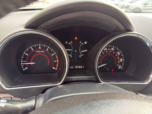 Used 2012 Toyota Highlander SE w/ Tow Pkg image 22