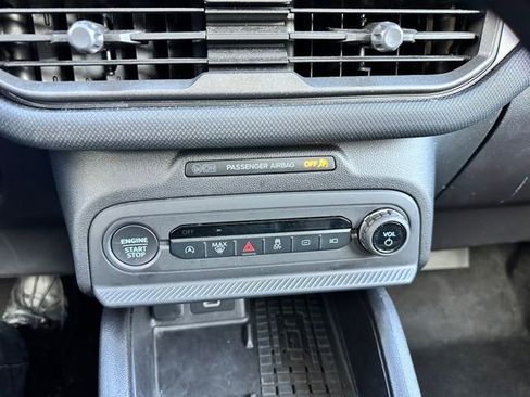 Used 2025 Ford Bronco Sport Big Bend image 18