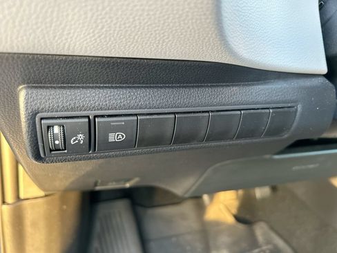 Certified 2024 Toyota Corolla SE FWD image 13