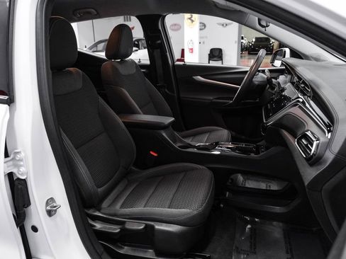 Used 2023 Chevrolet Bolt EUV LT w/ Driver Confidence Package FWD image 34