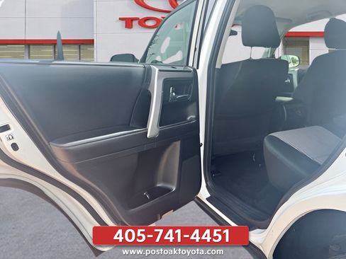 Used 2019 Toyota 4Runner SR5 RWD image 29