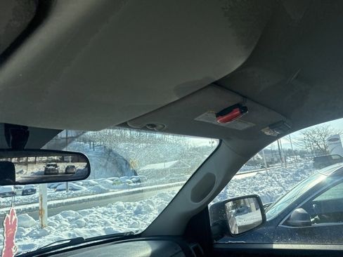 Used 2017 RAM 1500 Express image 6