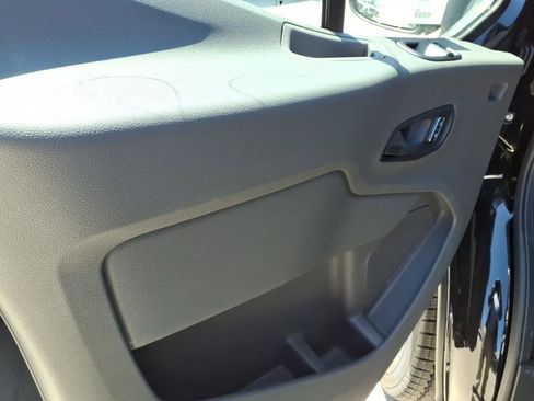 New 2026 Ford Transit 250 148 Medium Roof RWD image 13