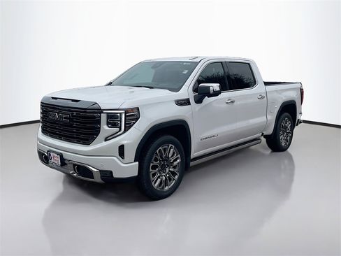 Used 2023 GMC Sierra 1500 Denali Ultimate image 3