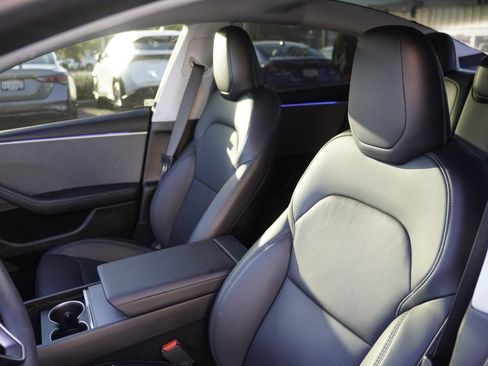 Used 2024 Tesla Model 3 Standard Range image 14