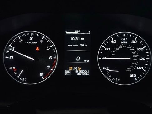 Used 2025 Subaru Outback Premium image 29