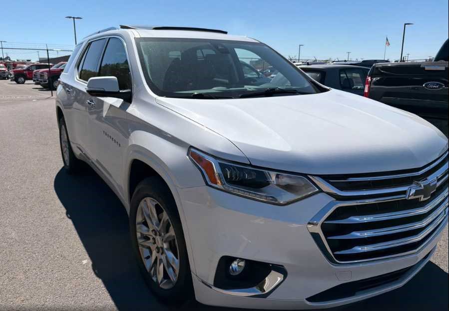 Used 2018 Chevrolet Traverse High Country AWD/4WD image 3