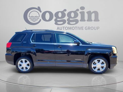 Used 2017 GMC Terrain SLE w/ Technology Package FWD image 6