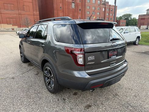 Used 2015 Ford Explorer Sport AWD/4WD image 4