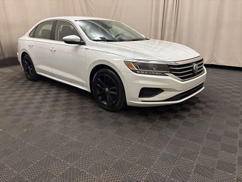 Used 2020 Volkswagen Passat 2.0T SE FWD image 3