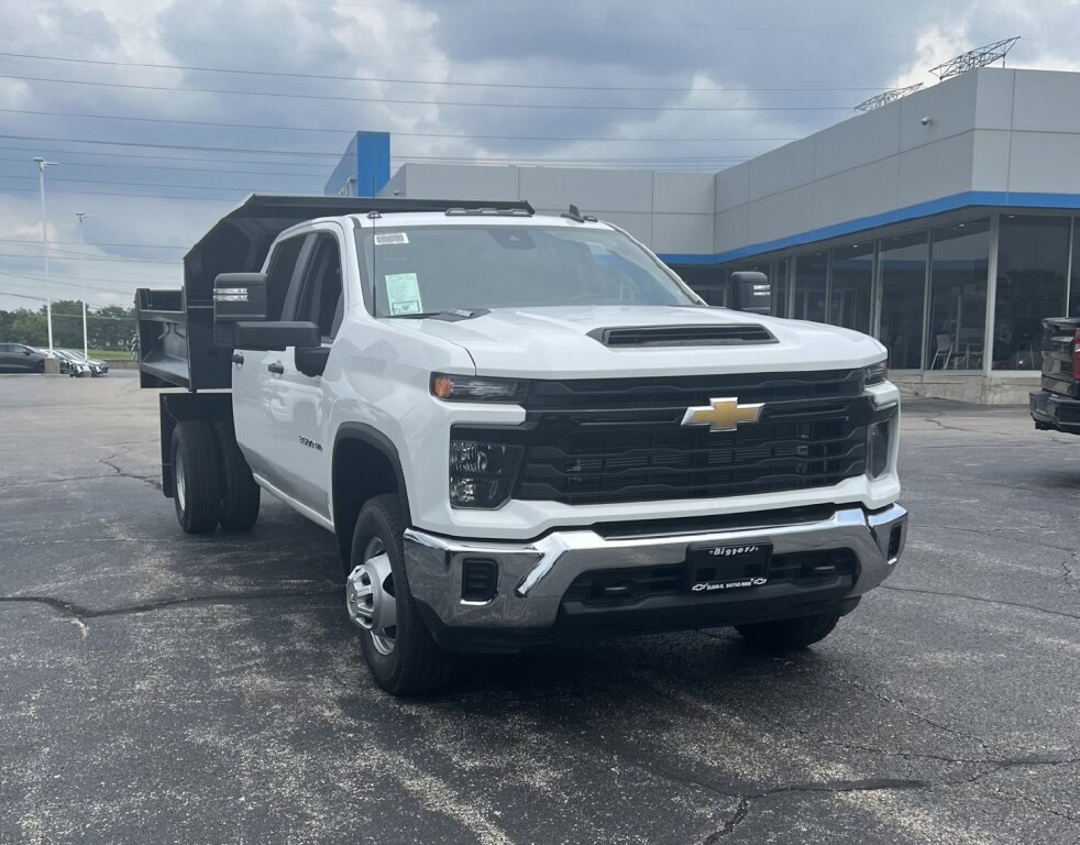 Used 2024 Chevrolet Silverado 3500 W/T w/ WT Convenience Package AWD/4WD image 7