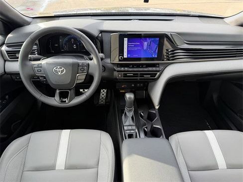 Certified 2025 Toyota Camry SE image 8