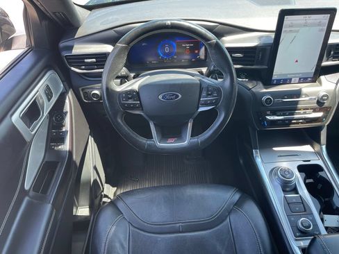 Used 2020 Ford Explorer ST w/ Premium Technology Package AWD/4WD image 2